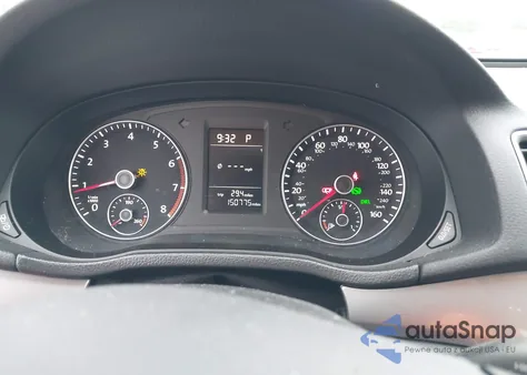 2014 Volkswagen Passat 2.5L Wolfsburg Edition z USA, uszkodzony, nr VIN 1VWAP7A38EC019075